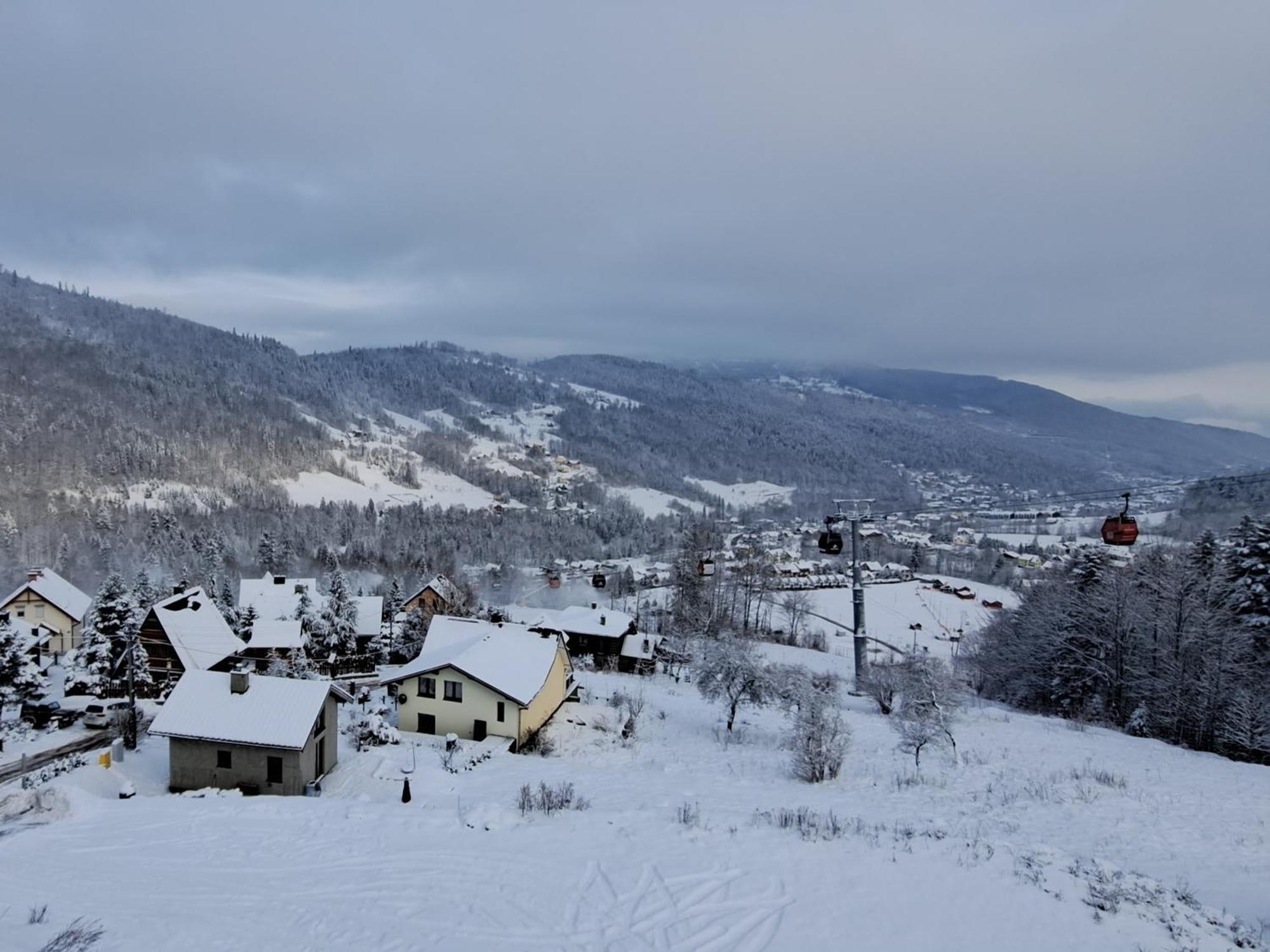 Owysoko - Apartamenty Z Widokiem 200 M Od Tras Szczyrk Mountain Resort Exterior foto